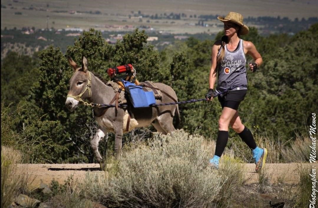 AmberRunningwithBurro.jpg(Lg:1024x672) AmberRunningwithBurro.jpg(Lg:1024x672)